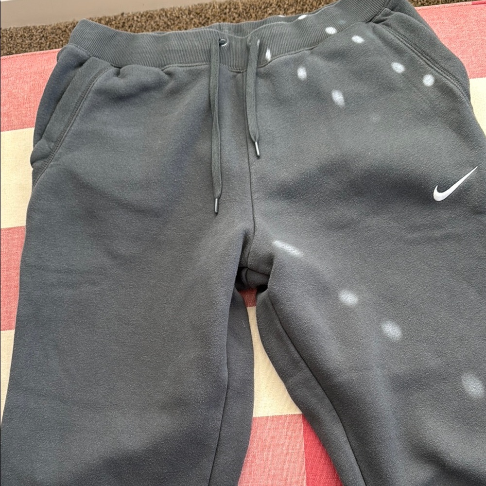 Nike women’s Gray Wide Leg Pants with Elastic Waistband